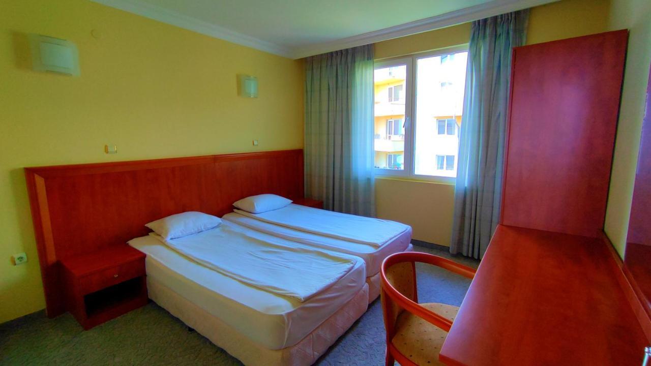 Hotel Consul Sveti Vlas Exteriör bild