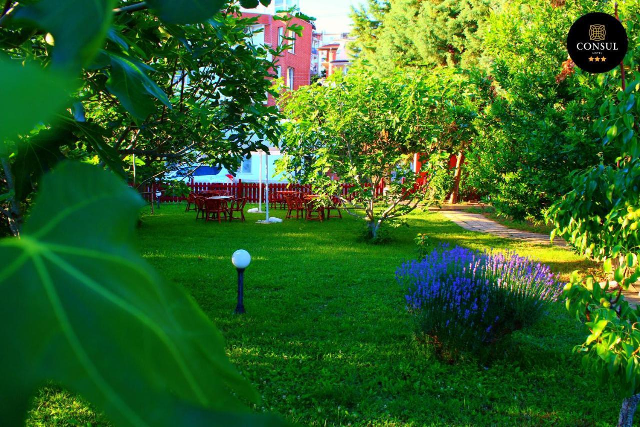 Hotel Consul Sveti Vlas Exteriör bild